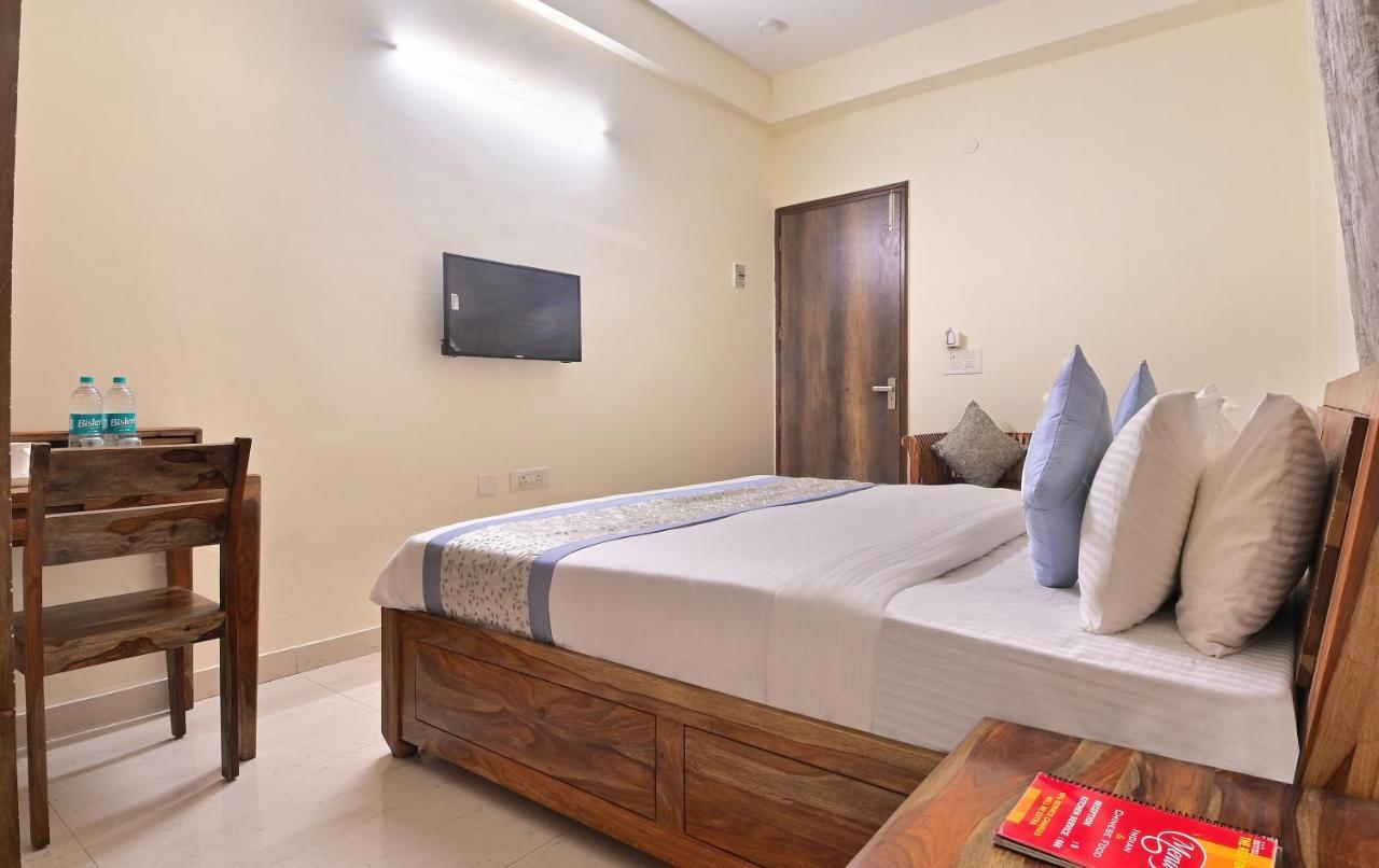 Hotel The York Noida Esterno foto