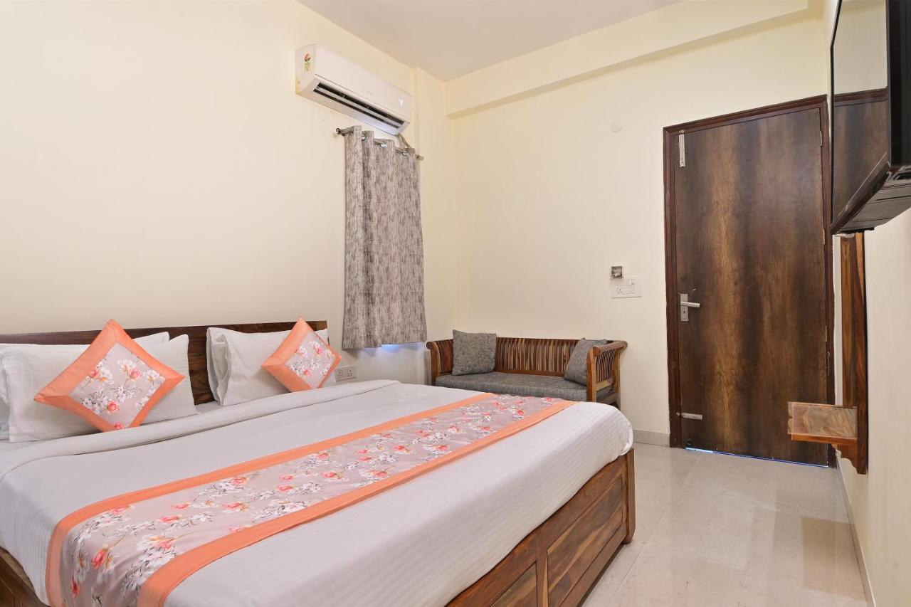 Hotel The York Noida Esterno foto