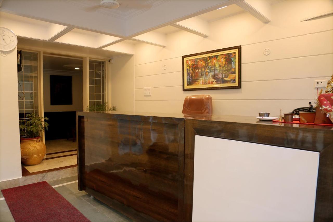 Hotel The York Noida Esterno foto